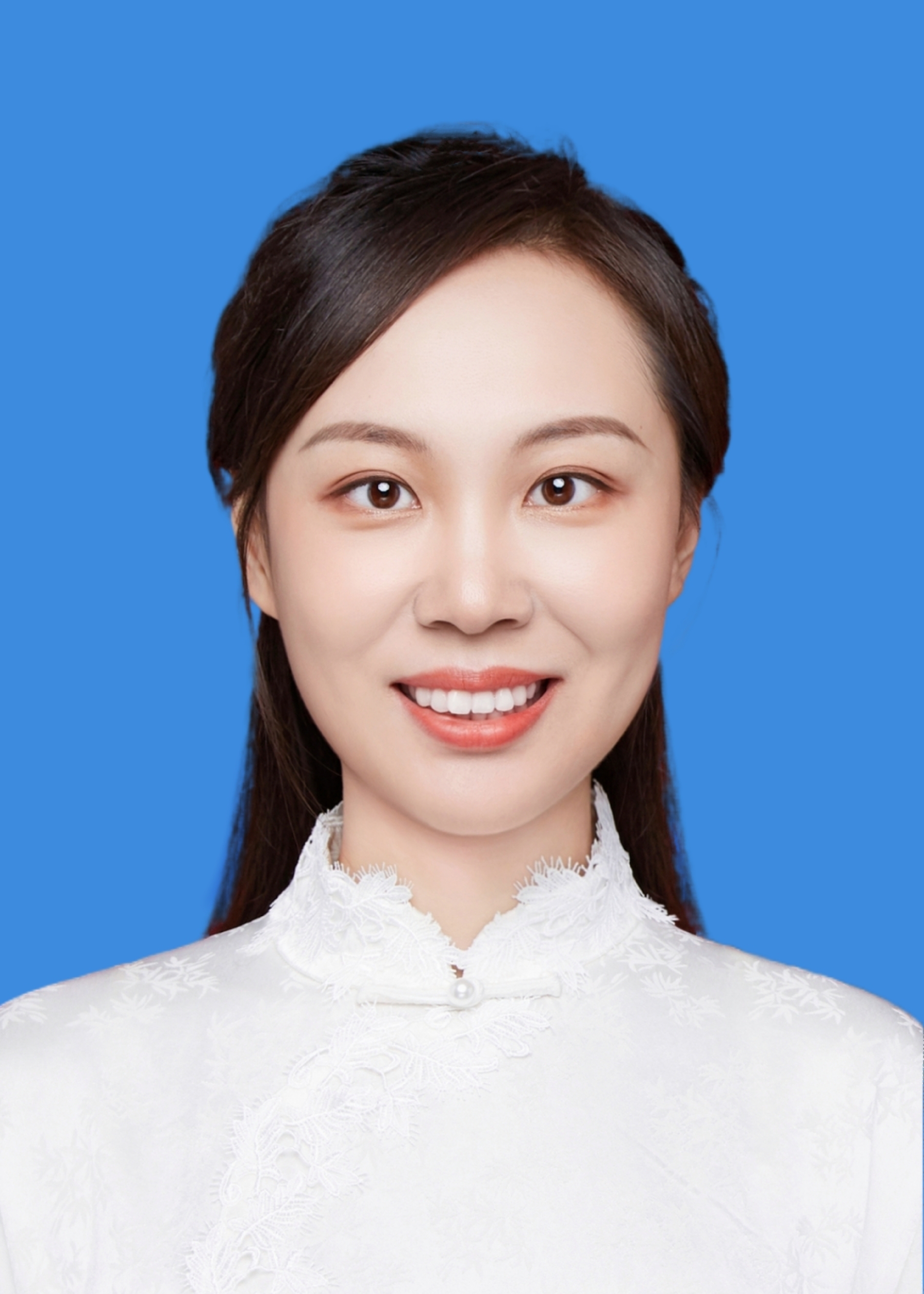 胡静.jpg